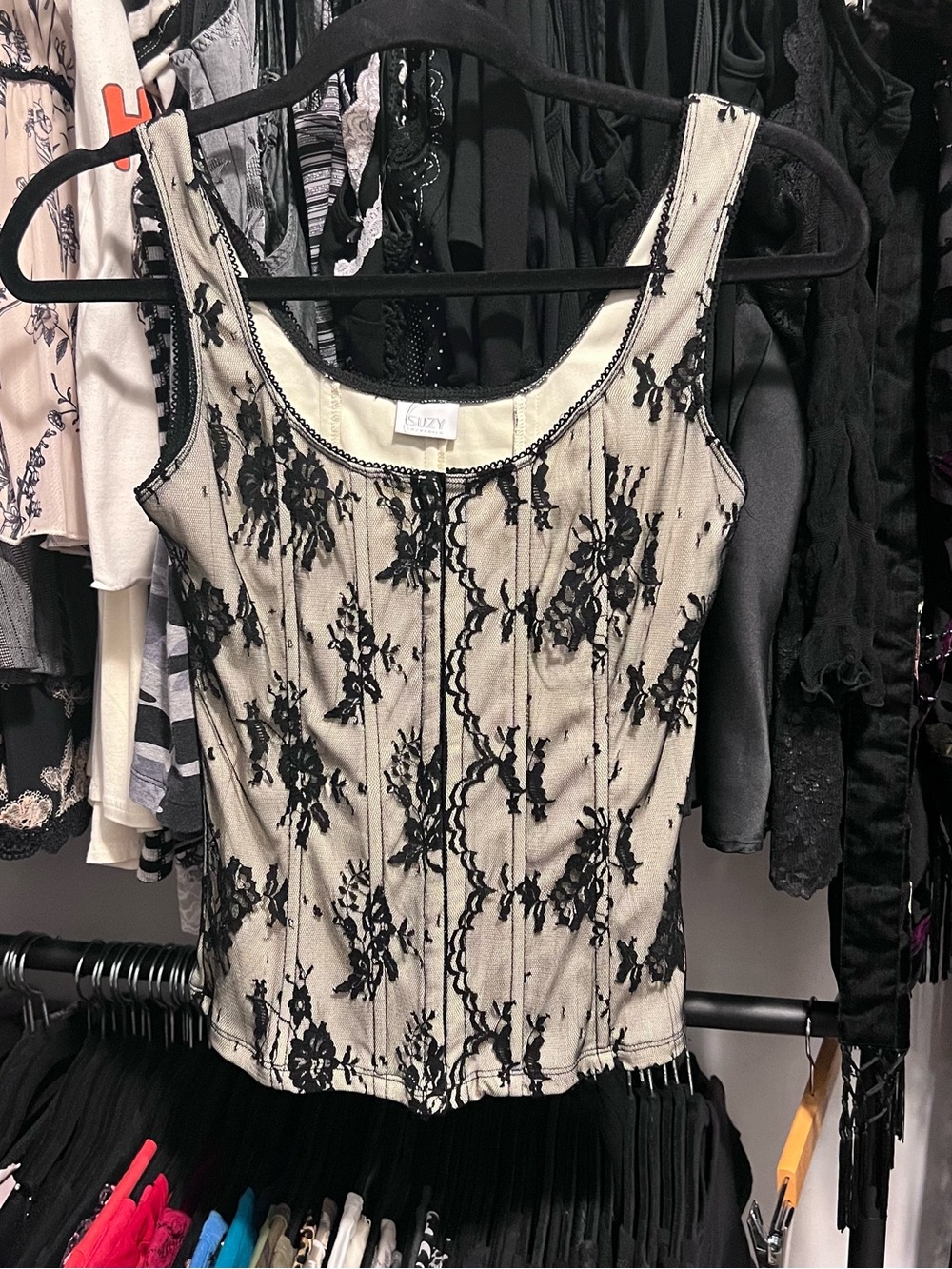 Suzy Shier Black Lace-Overlay Cream Gothic Tank Top